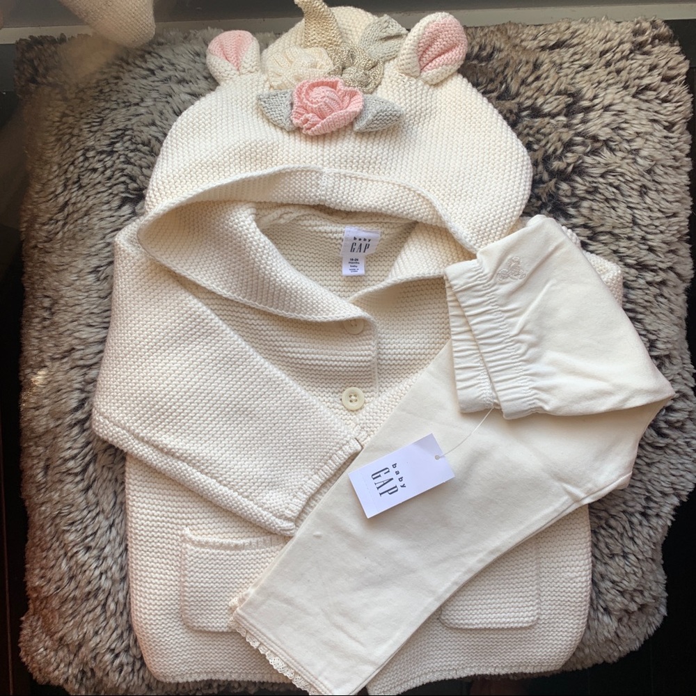 NWT GAP Baby Unicorn Hooded Sweater w/ Leggings 🦄